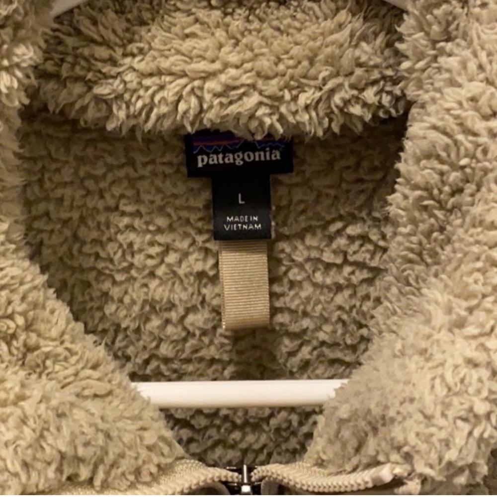Patagonia Tan Fleece 1/4 Zip Jacket - Picture 3 of 3